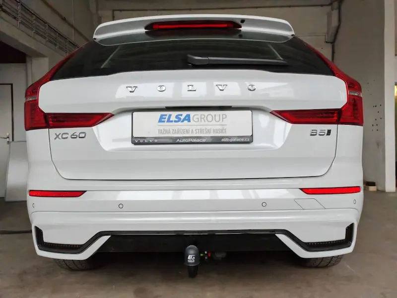 Montáž tažného Volvo XC60