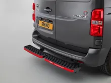 Dvojitý schůdek Maxus e-Deliver 7 24-, Rhino AccessStep (1)