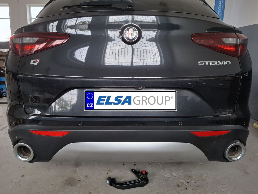 Ťažné zariadenie Alfa Romeo Stelvio 2017- , vertikální, Westfalia