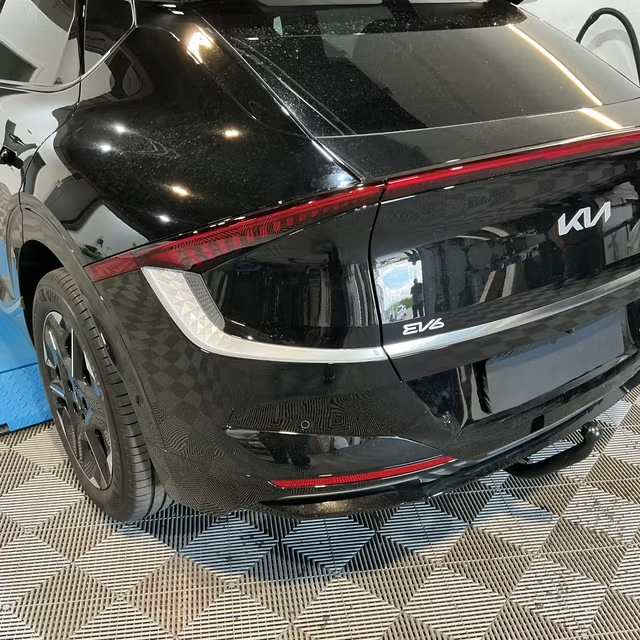 Tažné zařízení Kia EV6 2024- (f.l.) , vertikální, GDW