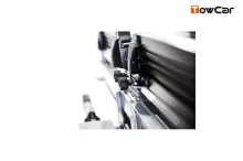 Nosič lyží TowCar Aneto - 4 páry lyží, na tažné zařízení (4)