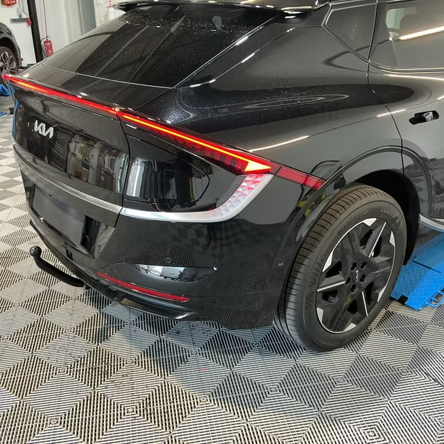 Tažné zařízení Kia EV6 21-, vertikal