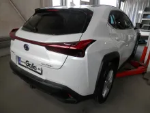 Tažné zařízení LEXUS UX 200/250H SUV 18-, bajonet (2)
