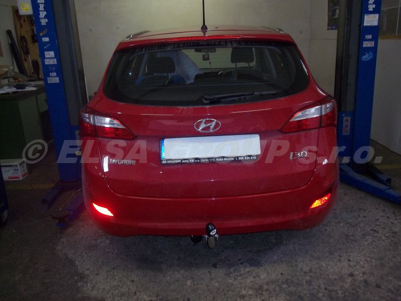 Tažné zařízení Kia Ceed kombi 2012-2018, pevné, Galia