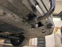 tazne-zarizeni-E0801FV-BMW-5-sedan-23- (6) (6)