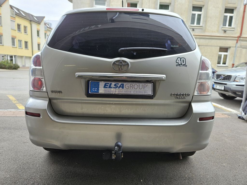 Ťažné zariadenie Toyota COROLLA VERSO 5dv. (R1) 04-09, pevné