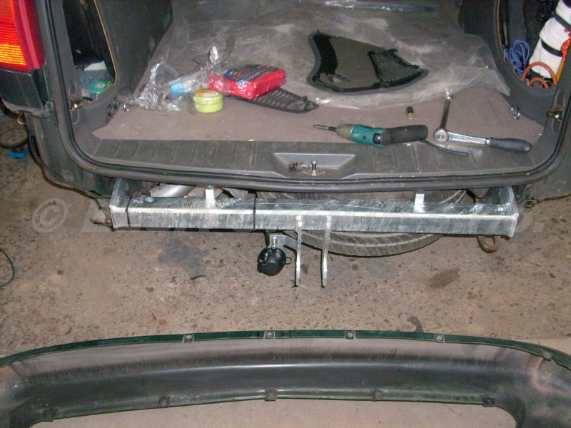 Tažné zařízení Seat Alhambra 1995-2000 , pevný čep 2 šrouby, Galia